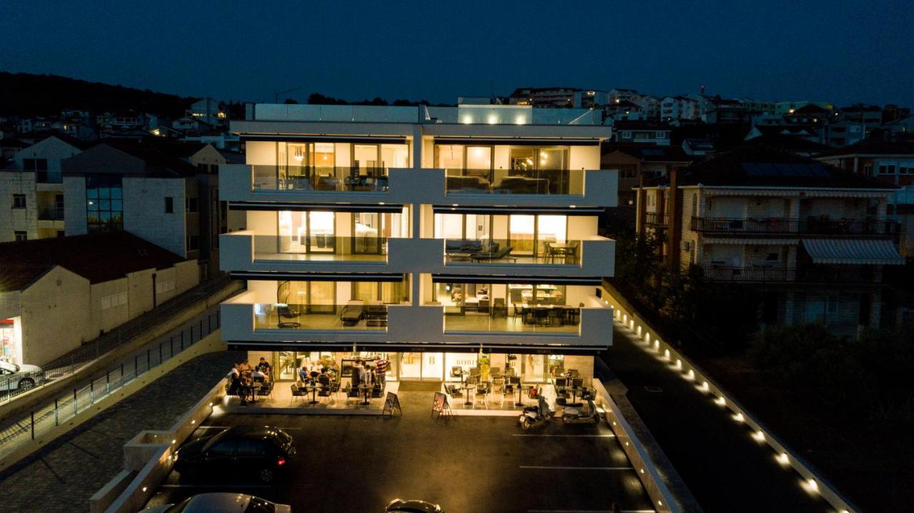 Apartments Adriatic Pearl Trogir Exterior photo